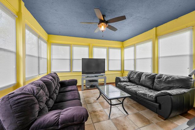 18224 Millar Road, Clinton Township, MI 48036