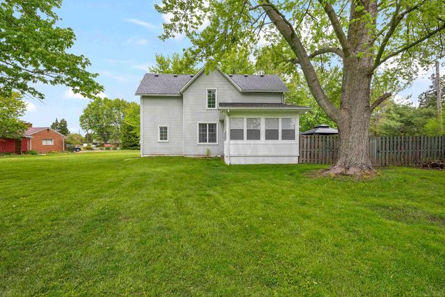 18224 Millar Road, Clinton Township, MI 48036