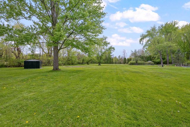 18224 Millar Road, Clinton Township, MI 48036