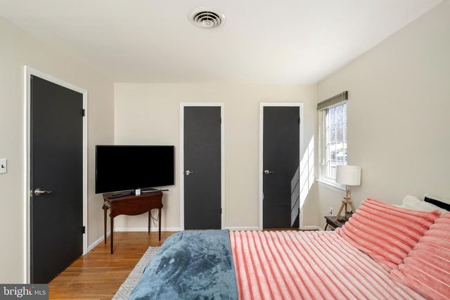 477 FLOCK RD, Hamilton, NJ 08619