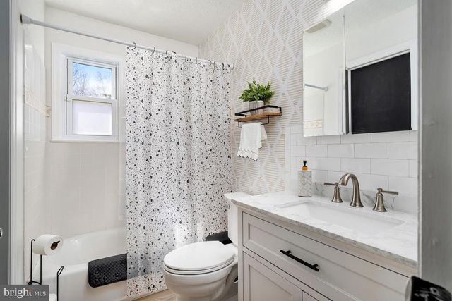 477 FLOCK RD, Hamilton, NJ 08619