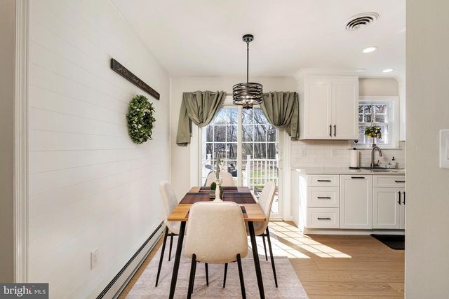 477 FLOCK RD, Hamilton, NJ 08619