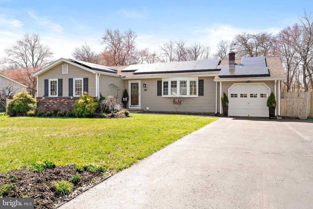 477 FLOCK RD, Hamilton, NJ 08619