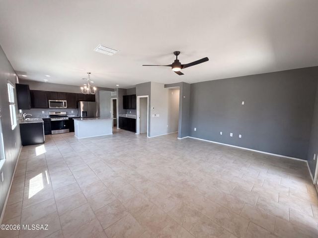 6867 S Portugal Avenue, Tucson, AZ 85757