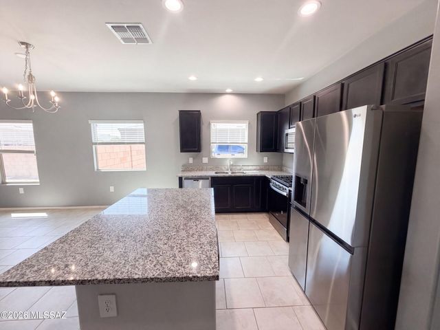 6867 S Portugal Avenue, Tucson, AZ 85757