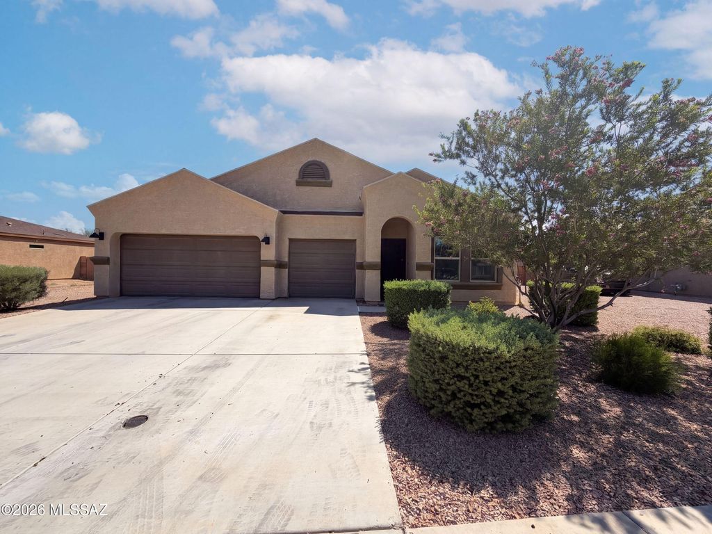 6867 S Portugal Avenue, Tucson, AZ 85757