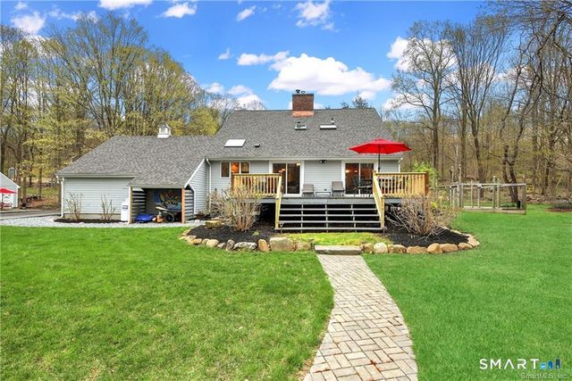 285 Wooding Hill Road, Bethany, CT 06524