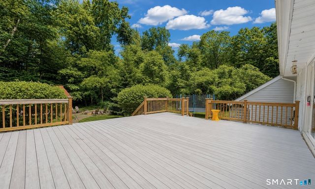 285 Wooding Hill Road, Bethany, CT 06524