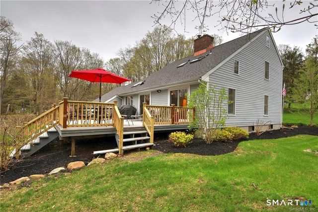 285 Wooding Hill Road, Bethany, CT 06524