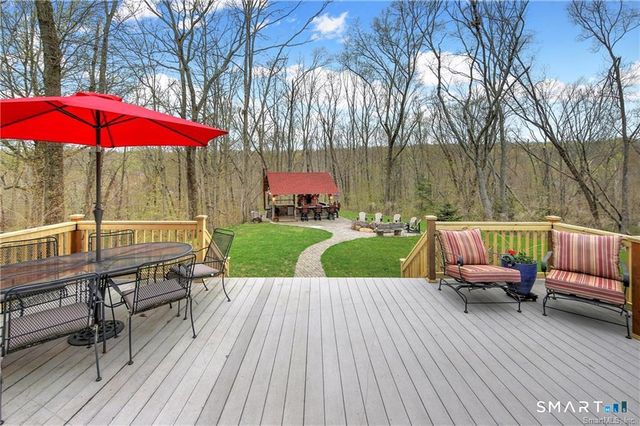 285 Wooding Hill Road, Bethany, CT 06524