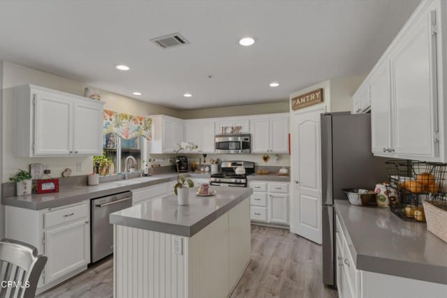 2007 Inez Drive, Oxnard, CA 93030