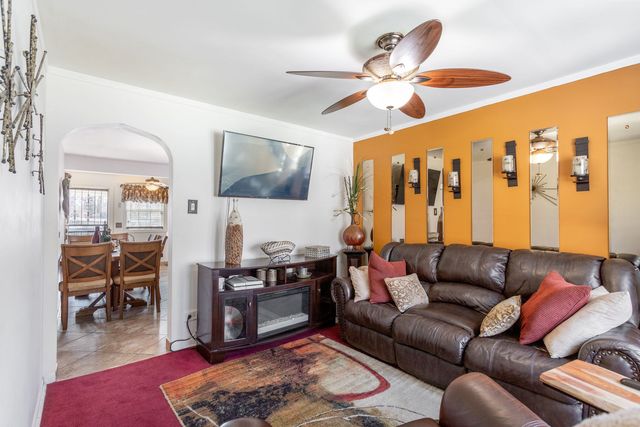 343 W 124th Street, Chicago, IL 60628