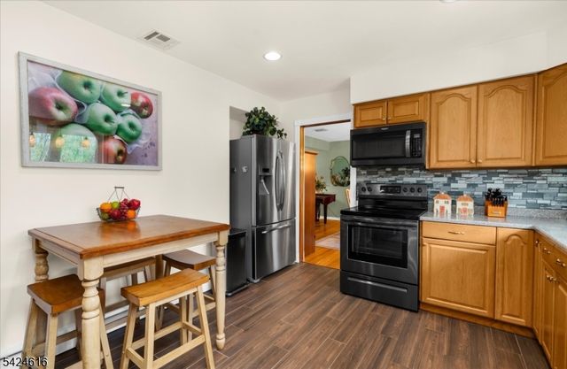 26 Old Route12, Kingwood Twp., NJ 08825