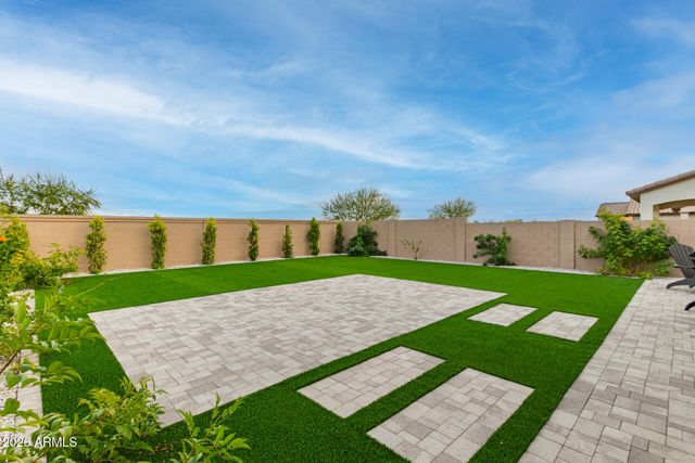 43401 N WOLLEMI Street, San Tan Valley, AZ 85140