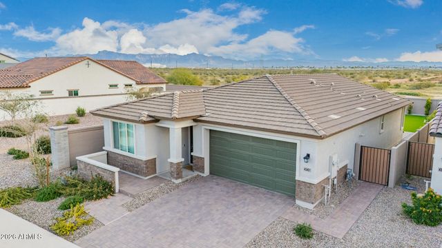43401 N WOLLEMI Street, San Tan Valley, AZ 85140