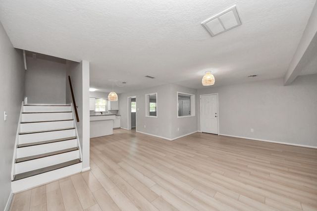 308 Wildwood Lane, Conroe, TX 77301