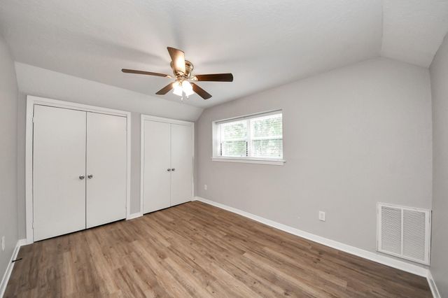 308 Wildwood Lane, Conroe, TX 77301