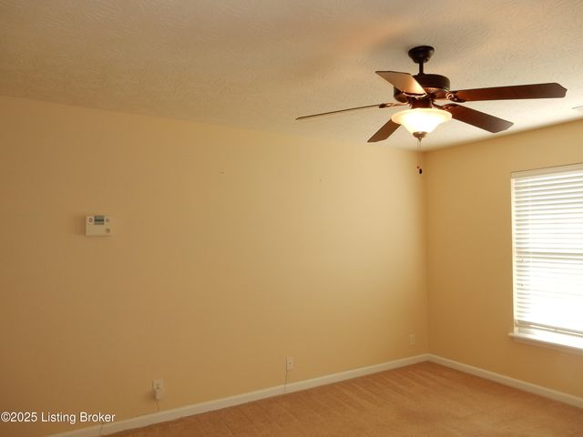 113 Lanai Dr A, Shepherdsville, KY 40165