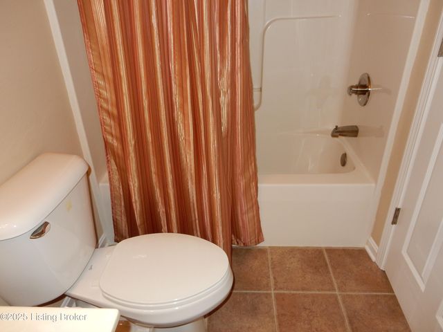 113 Lanai Dr A, Shepherdsville, KY 40165