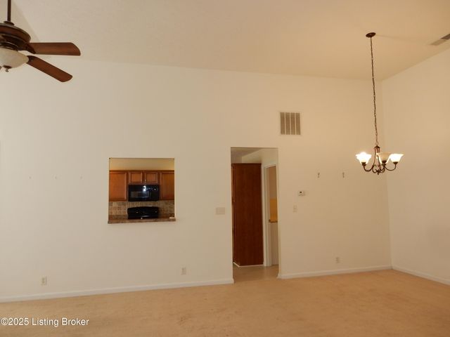 113 Lanai Dr A, Shepherdsville, KY 40165