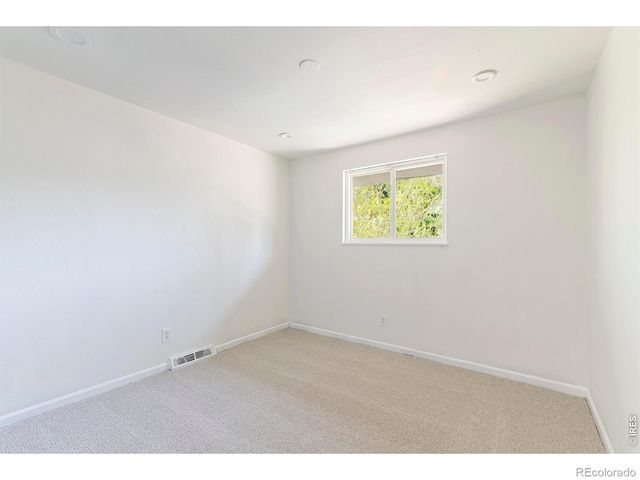 6862 Roaring Fork Trail, Boulder, CO 80301