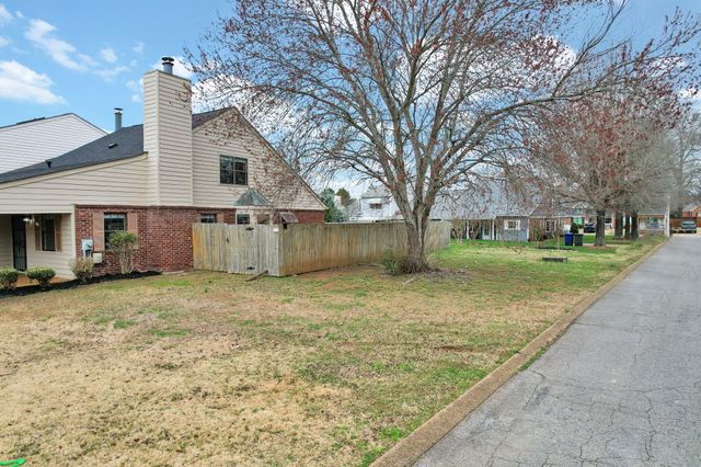 1297 Leaside Lane, Hixson, TN 37343