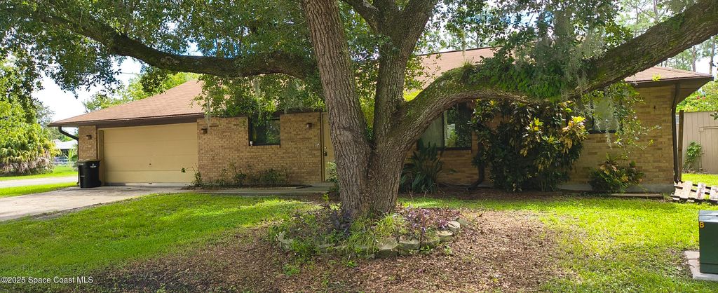 651 San Filippo Drive SE, Palm Bay, FL 32909