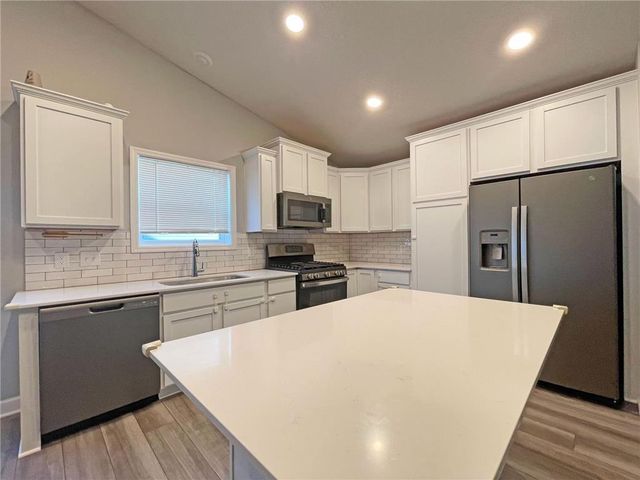 23134 Wood Lane, Rogers, MN 55374