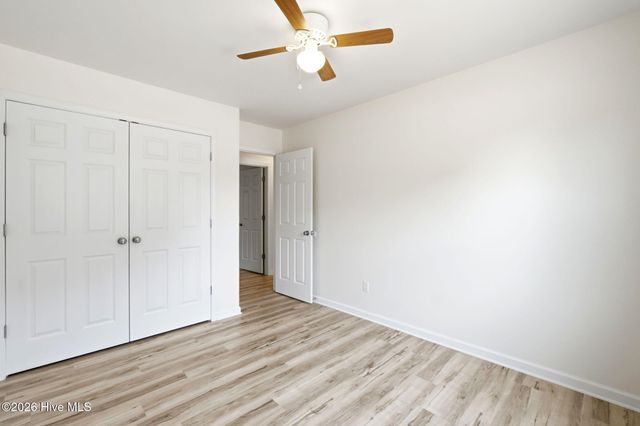 111 NE 20th Street, Oak Island, NC 28465