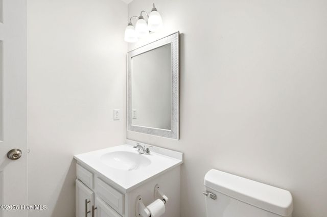 111 NE 20th Street, Oak Island, NC 28465