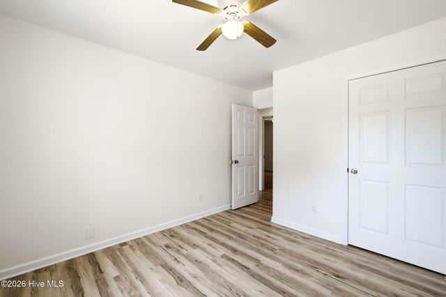 111 NE 20th Street, Oak Island, NC 28465