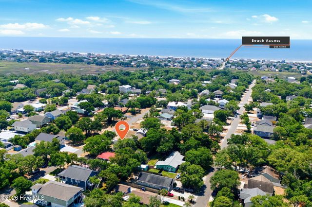 111 NE 20th Street, Oak Island, NC 28465