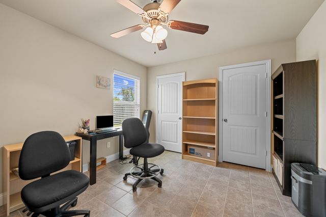 1204 Cutler Street, Tioga, TX 76271