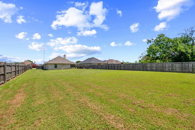 1204 Cutler Street, Tioga, TX 76271