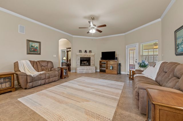 1204 Cutler Street, Tioga, TX 76271