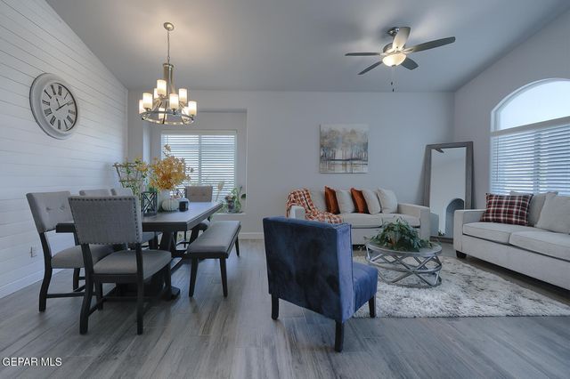 748 Jalynn Grace Drive, Canutillo, TX 79835