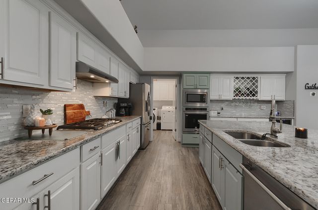 748 Jalynn Grace Drive, Canutillo, TX 79835