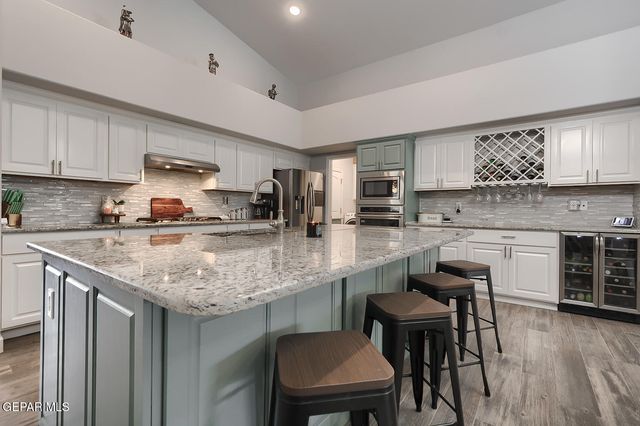 748 Jalynn Grace Drive, Canutillo, TX 79835