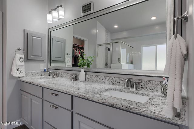 748 Jalynn Grace Drive, Canutillo, TX 79835