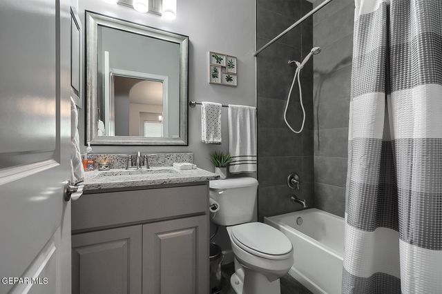 748 Jalynn Grace Drive, Canutillo, TX 79835