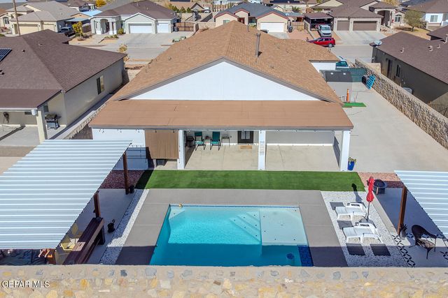 748 Jalynn Grace Drive, Canutillo, TX 79835