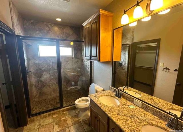 118 Skipping Stone, Concan, TX 78838