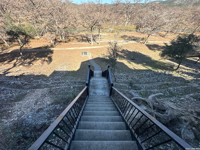 118 Skipping Stone, Concan, TX 78838