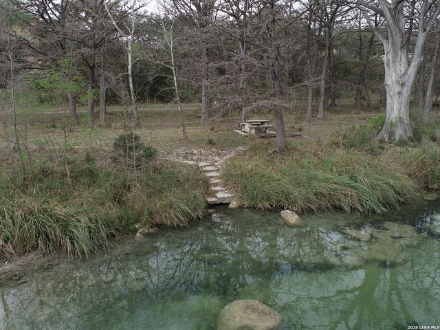118 Skipping Stone, Concan, TX 78838