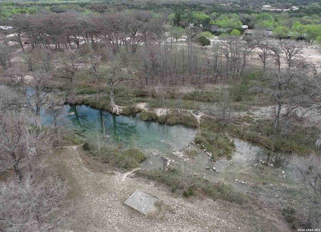 118 Skipping Stone, Concan, TX 78838