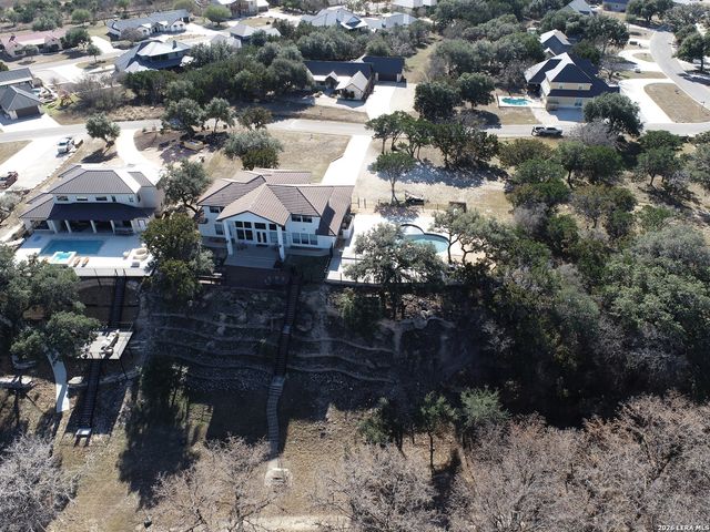 118 Skipping Stone, Concan, TX 78838