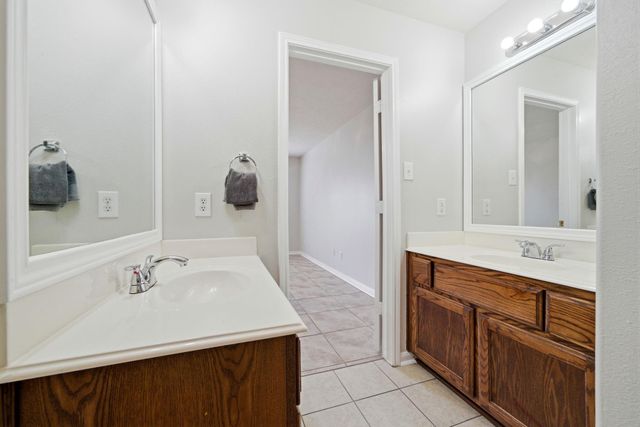 1015 Santa Fe Court, Rosenberg, TX 77471