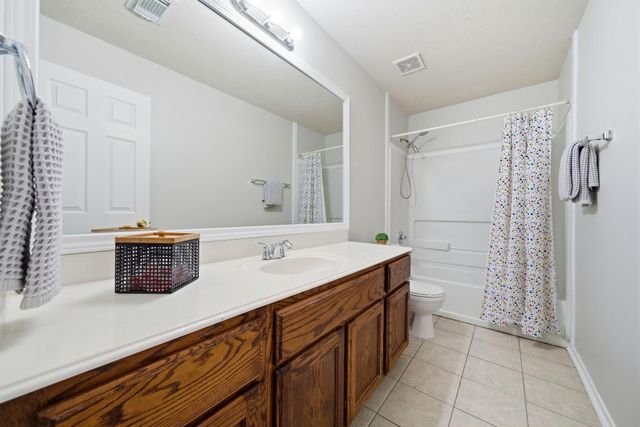 1015 Santa Fe Court, Rosenberg, TX 77471