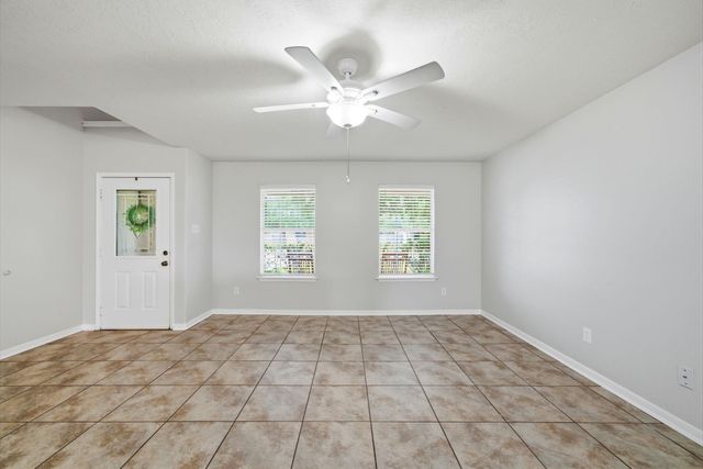 1015 Santa Fe Court, Rosenberg, TX 77471