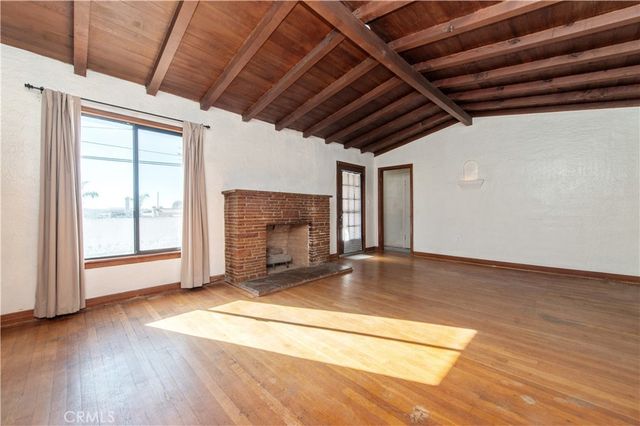 1885 W 9th, Upland, CA 91786